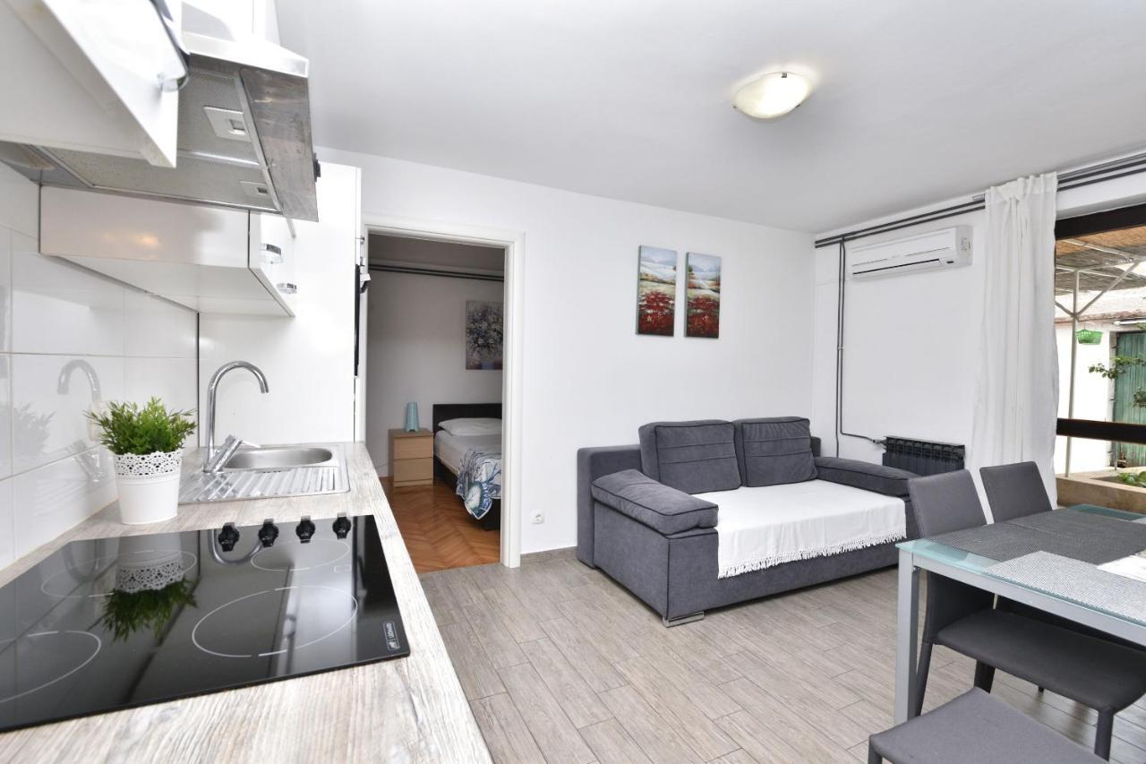 Apartment Ivan プリモシュテン エクステリア 写真